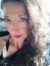 Olivia Gold Medium - 